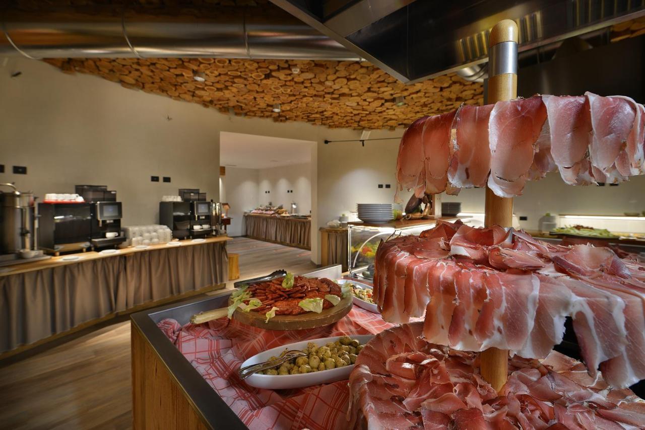 Alpen Resort Bivio ลีวินโญ ภายนอก รูปภาพ